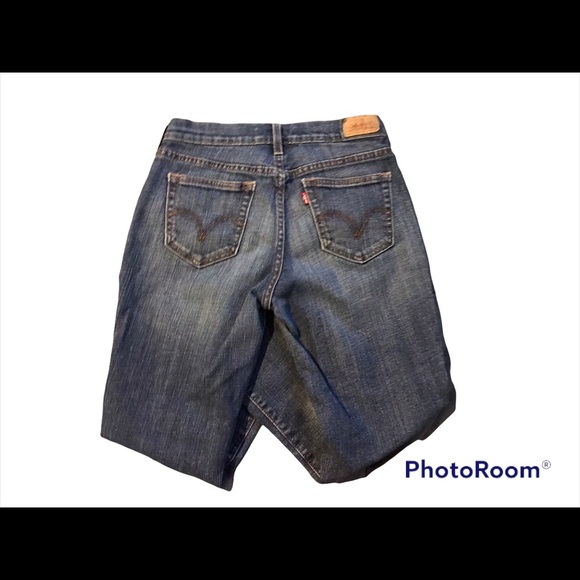 Woman’s Levi’s 505 straight leg size 4 - Picture 6 of 8